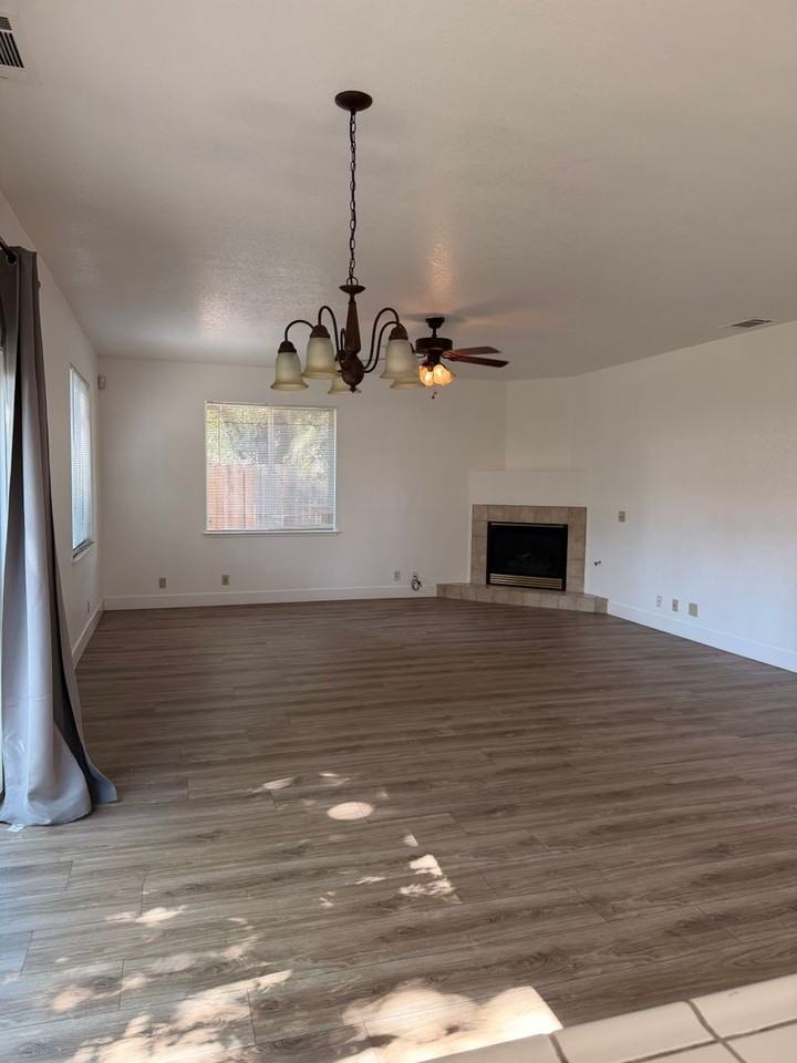 8574 Hydrangea Ct - Photo 5 of 17