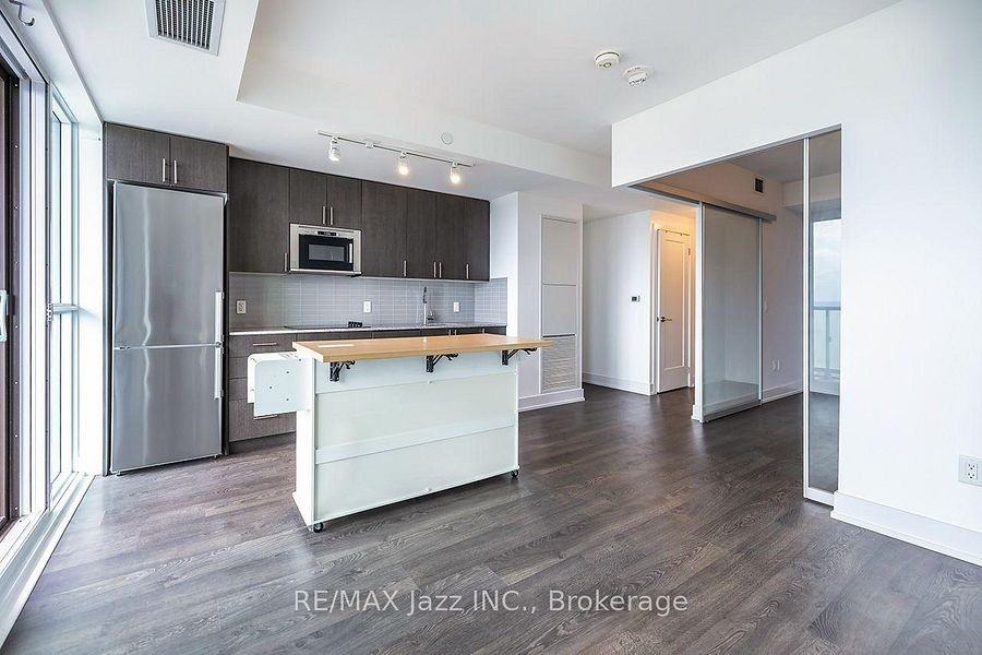 2550 Simcoe Street North - Photo 6 of 14