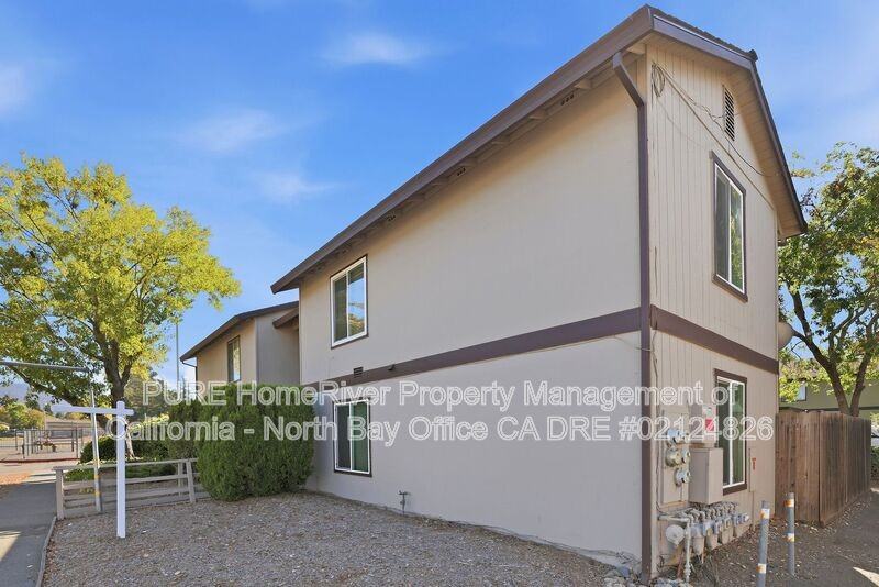 4966 School St - Photo 2 of 28