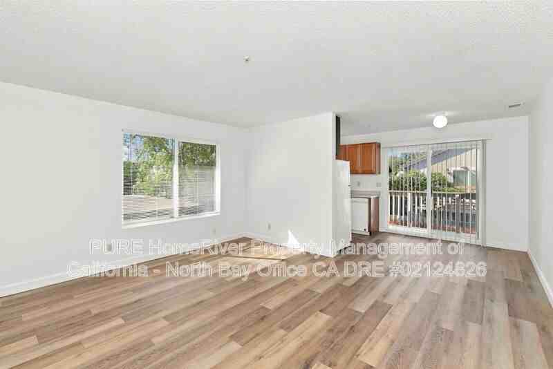 4966 School St - Photo 7 of 28