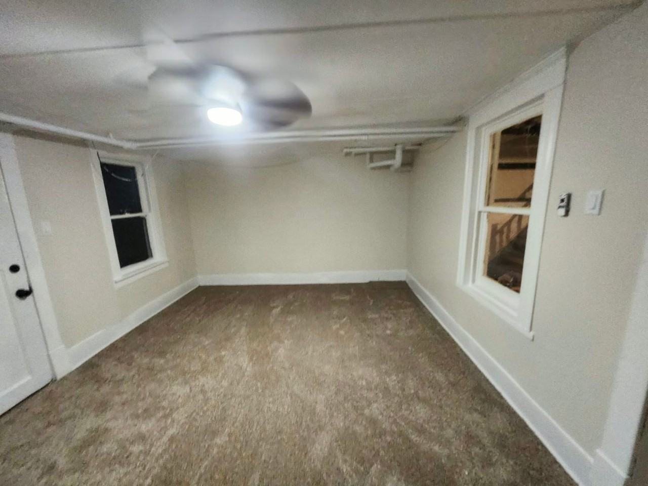 1407 Superior Ave - Photo 5 of 37