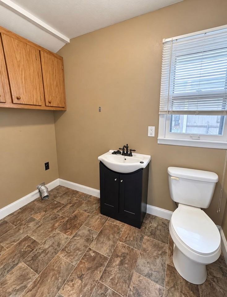 4927 S Mccann Ave - Photo 2 of 17
