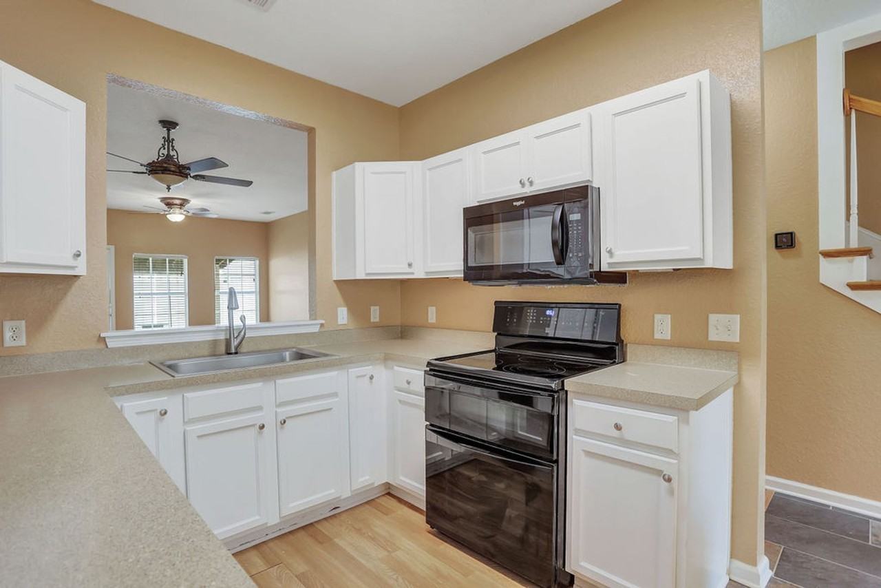 307 Governor Gwinnett Way - Photo 7 of 38