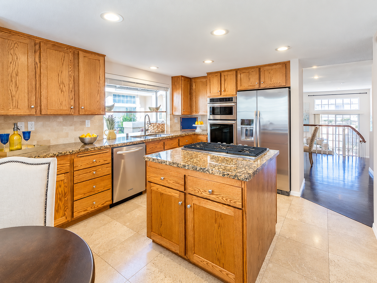 2300 Maple Ave - Photo 7 of 40