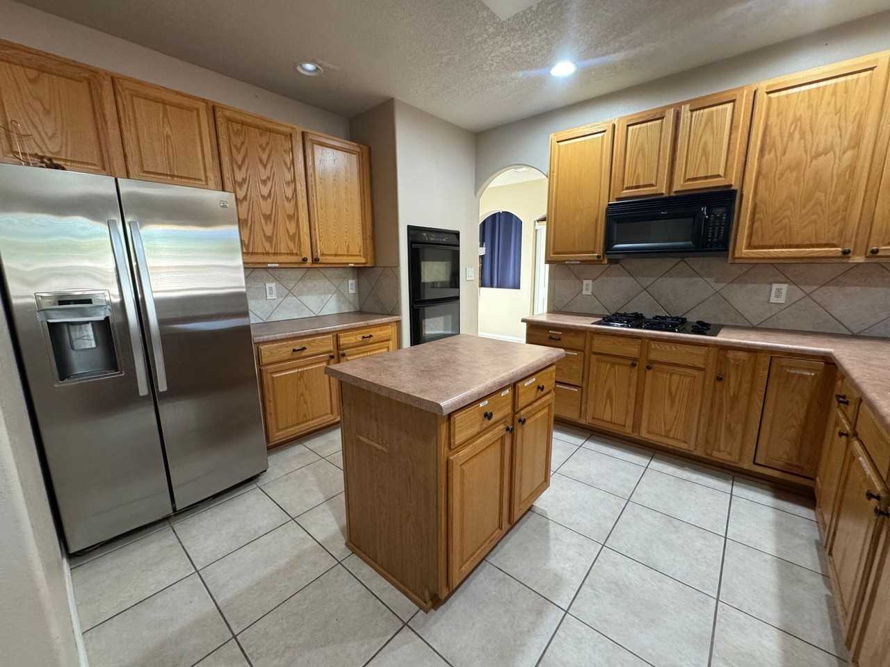4924 Sundance Ct Ne - Photo 2 of 24