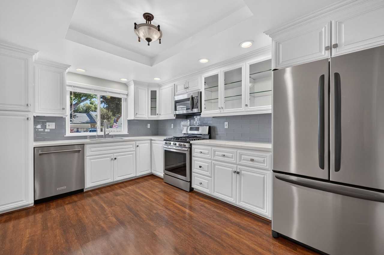 1978 La Corso Ct - Photo 7 of 40
