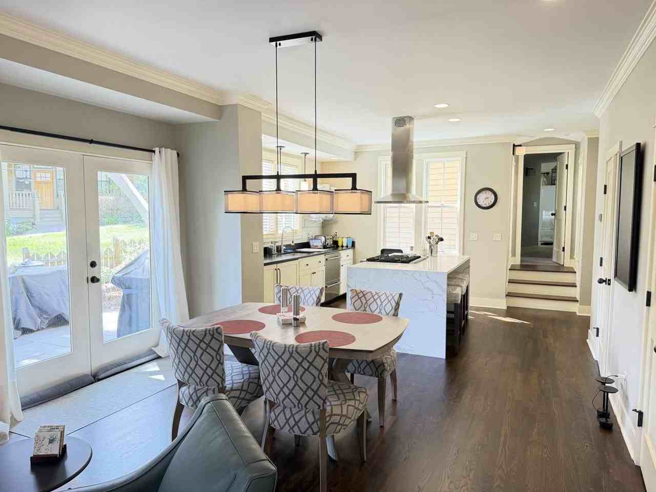 25 Cobblestone Ln - Photo 3 of 14