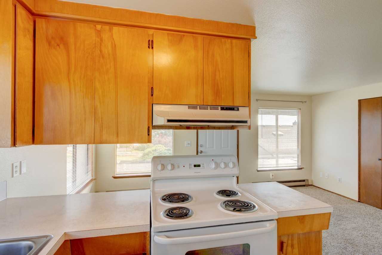 1721 Se 9th Ave #B - Photo 3 of 19