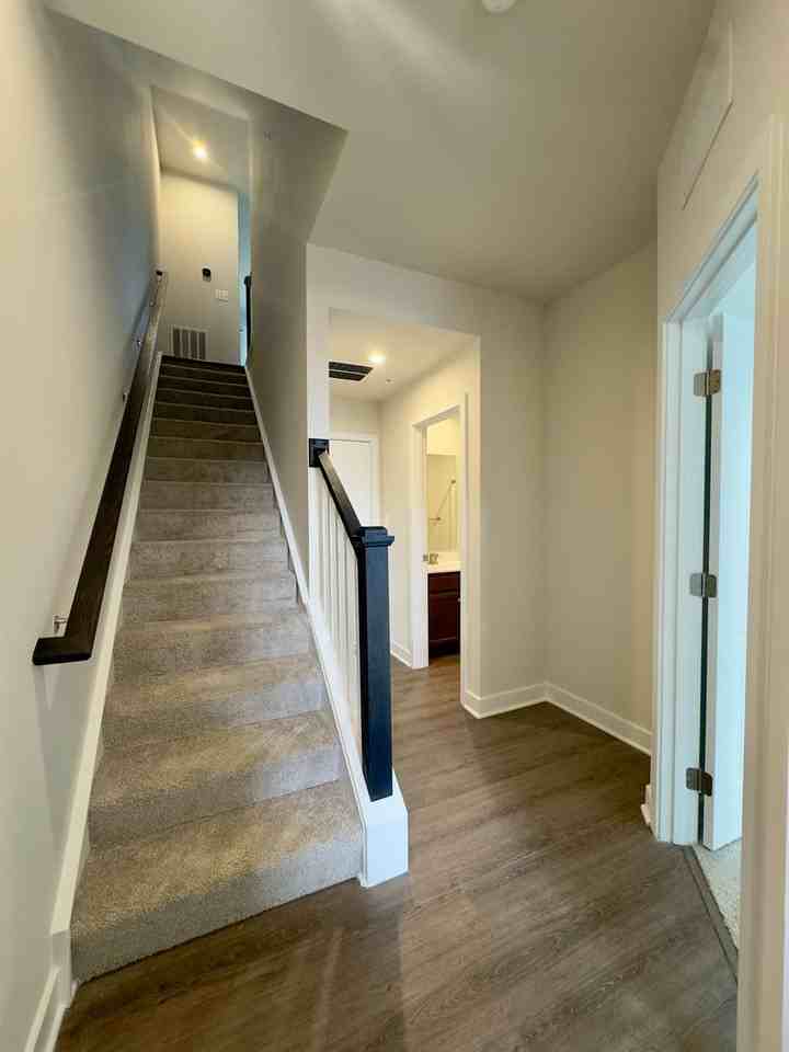 2304 Boojum St - Photo 6 of 30