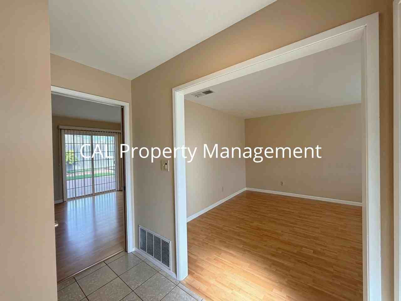 586 San Felipe St - Photo 4 of 19
