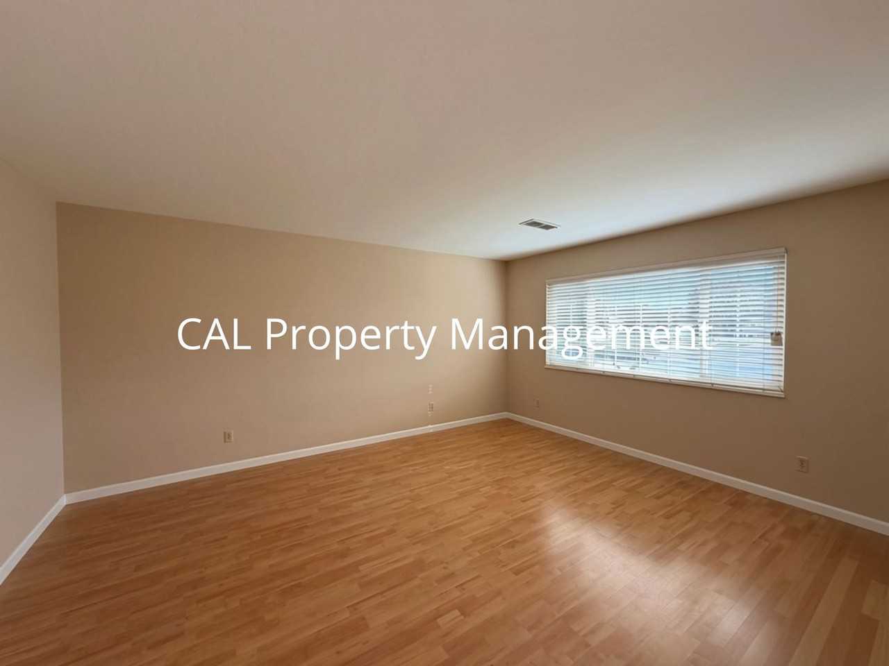 586 San Felipe St - Photo 5 of 19