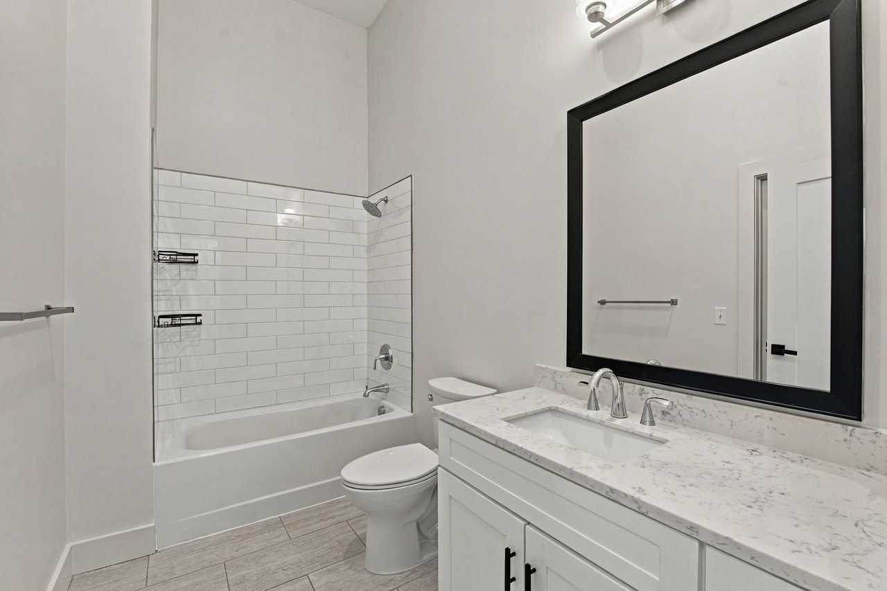 2407 8th Ave S - Photo 6 of 42