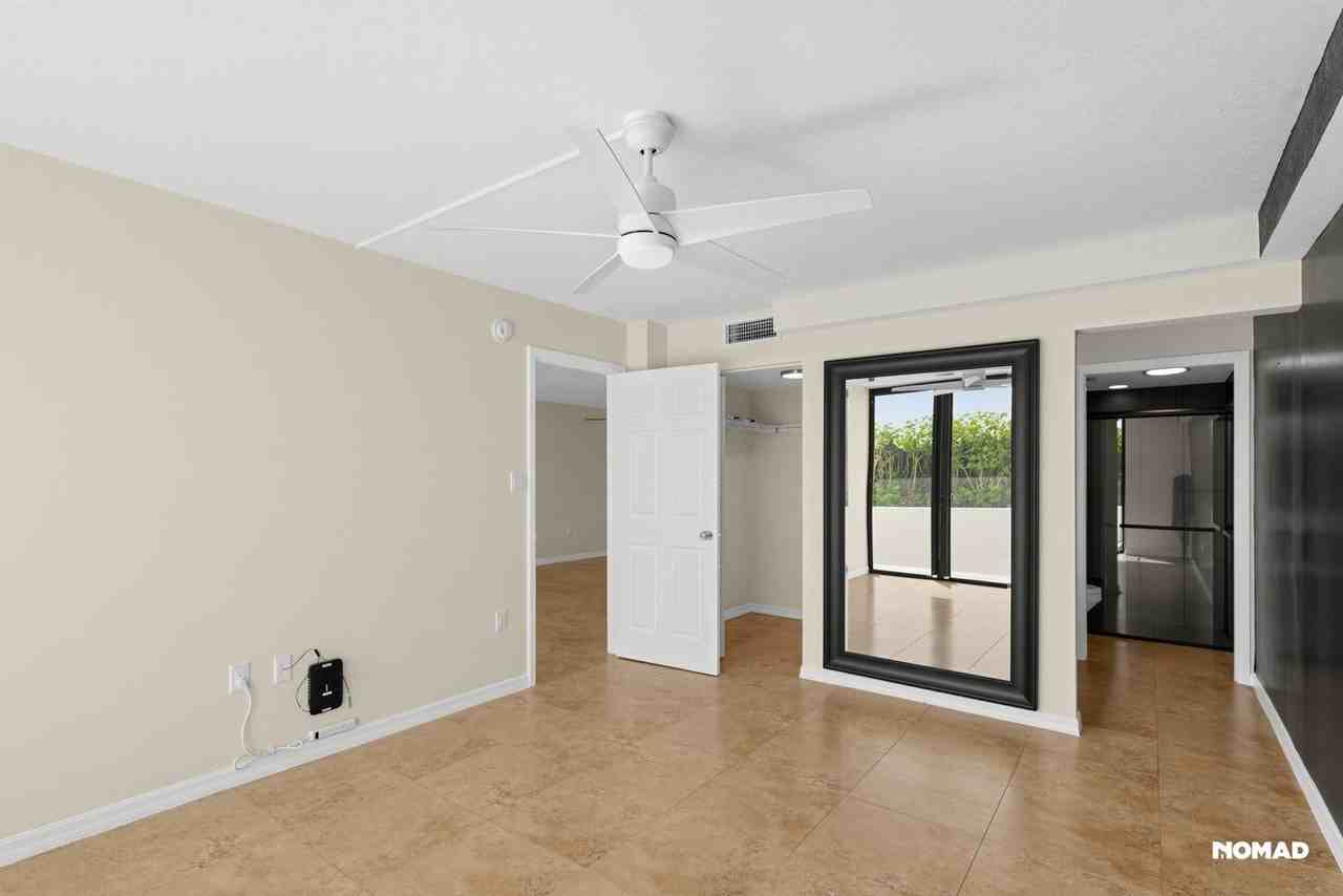 10600 S Ocean Dr - Photo 7 of 19