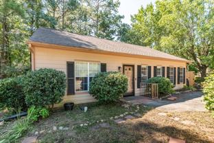 202 Saint Thomas Dr - Photo 1 of 1