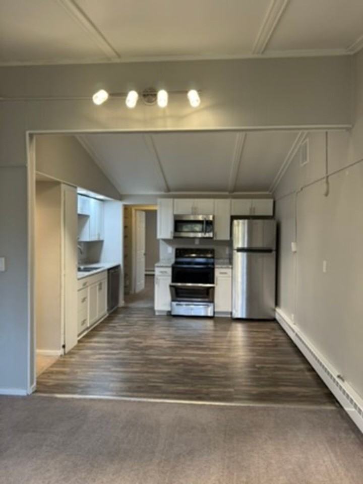 246 E 7th Ave - Photo 2 of 10