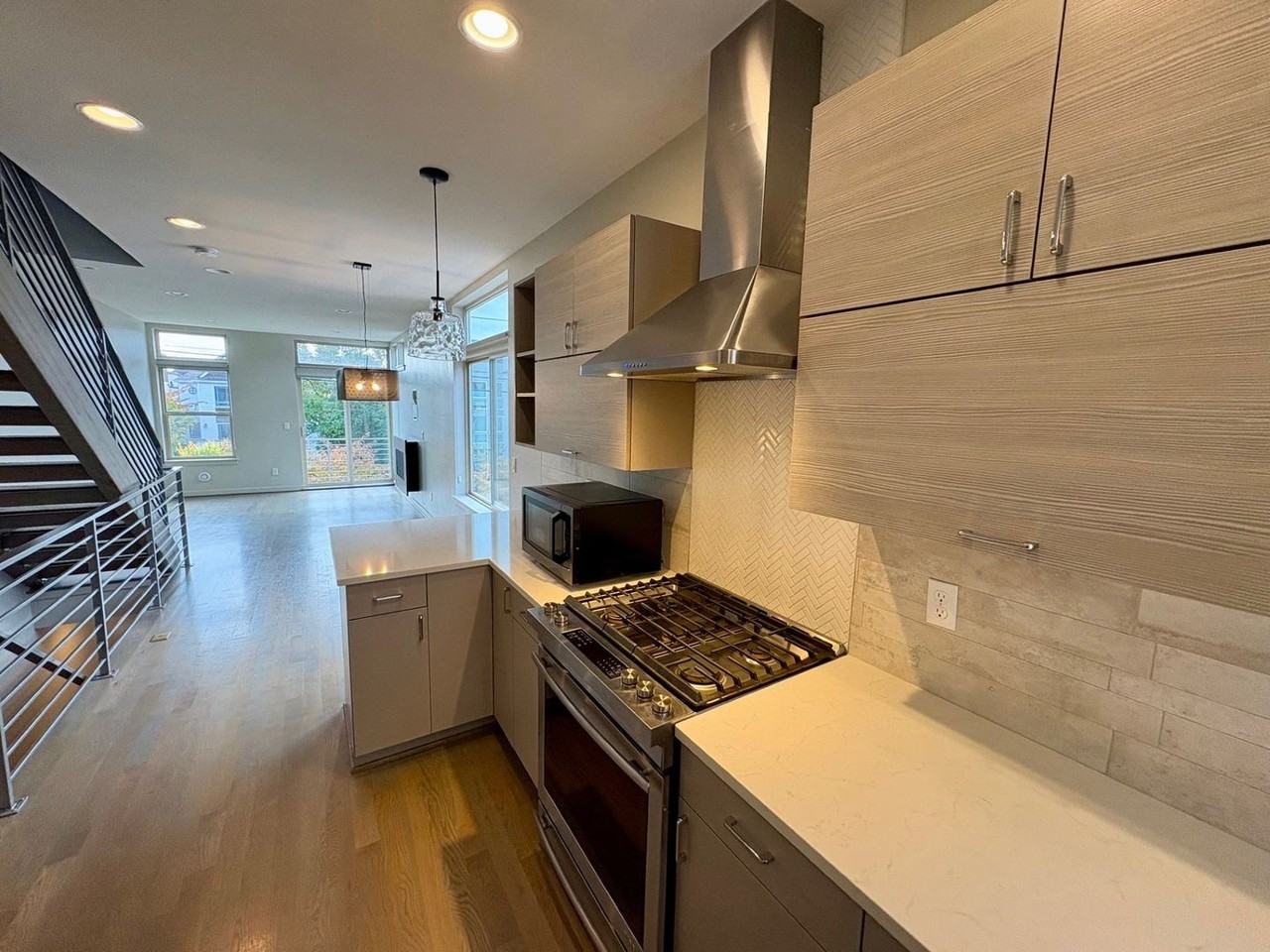 2424 Nw 62nd St #C - Photo 6 of 23