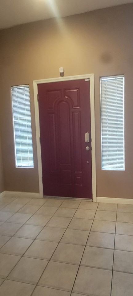 10912 Cypress Falls Ave - Photo 2 of 11