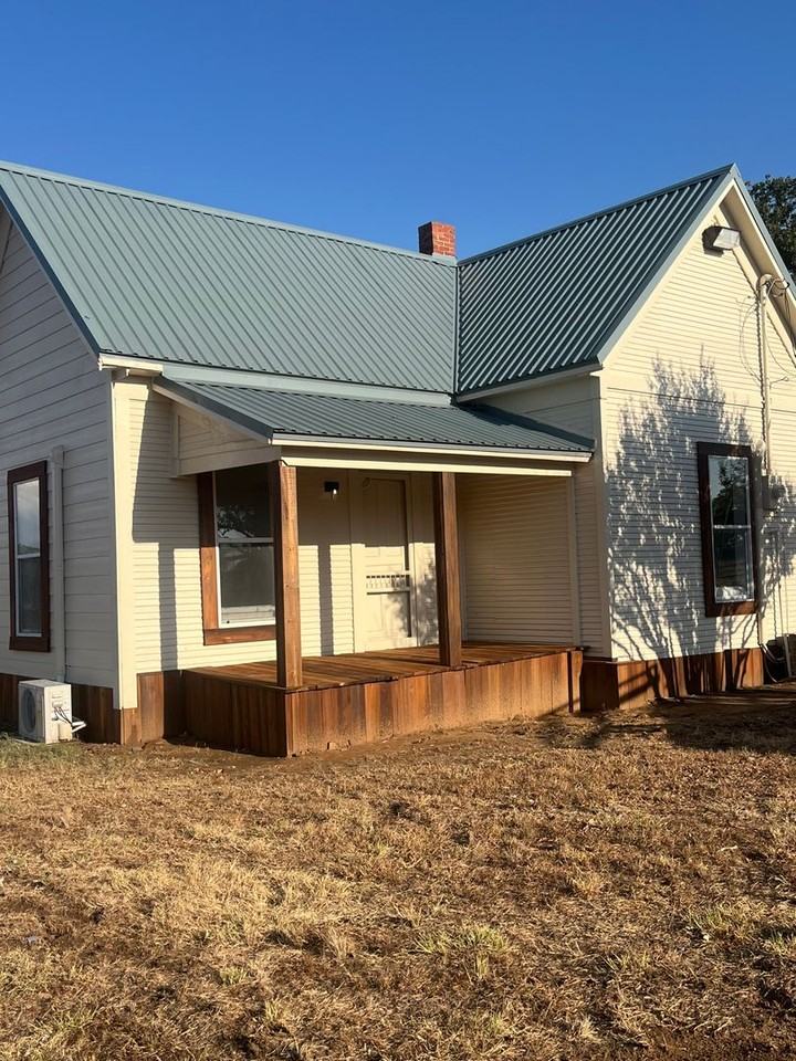 4529 Fm 1195 - Photo 4 of 10