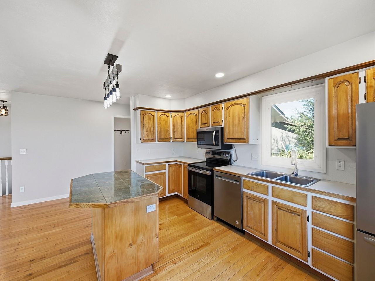 39600 County Road 33 - Photo 5 of 23