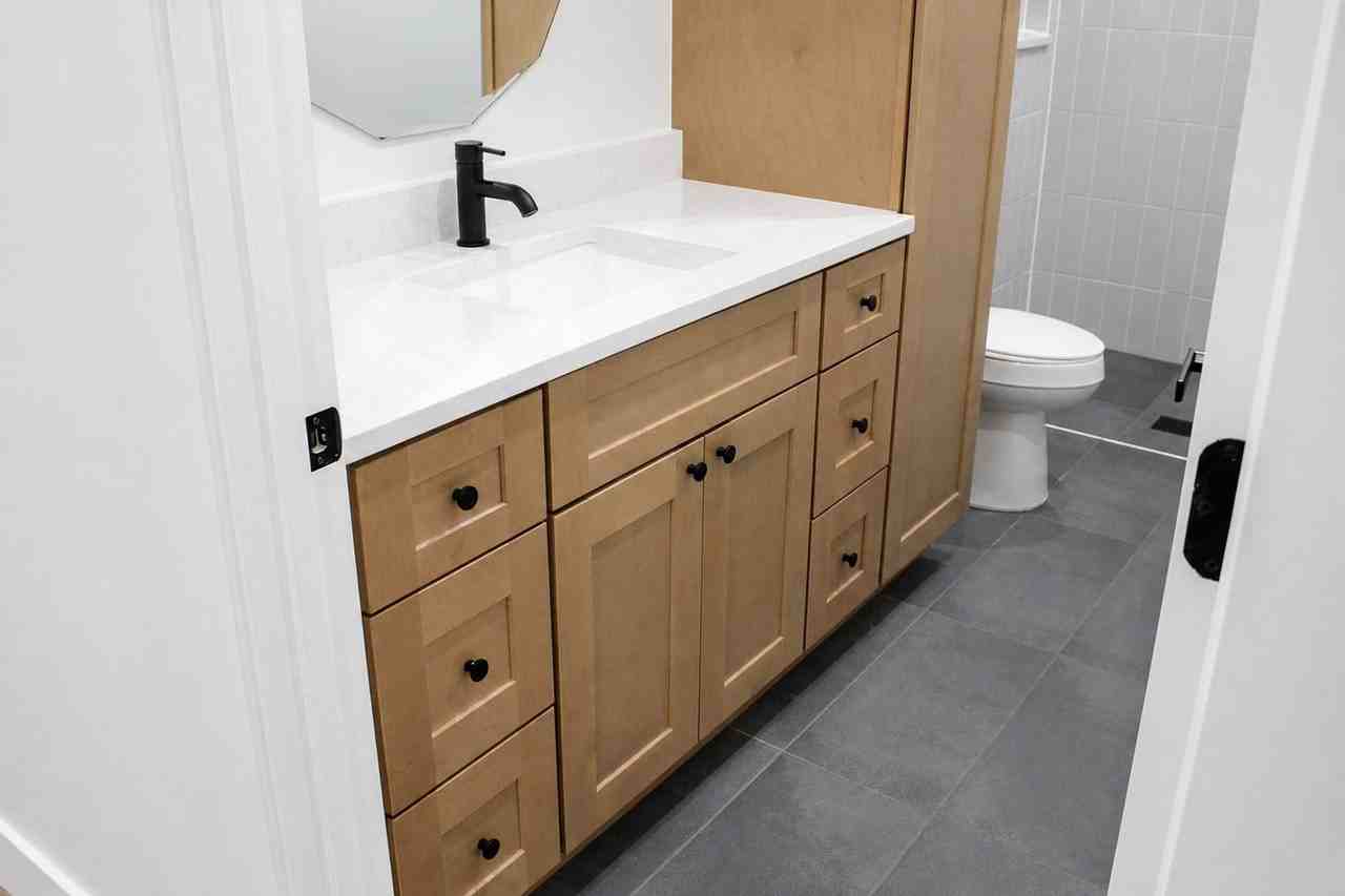 820 26th Ave E - Photo 6 of 20