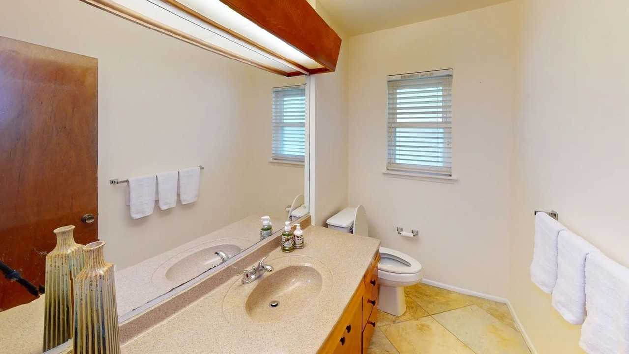 610 Fawndale Ln - Photo 3 of 21