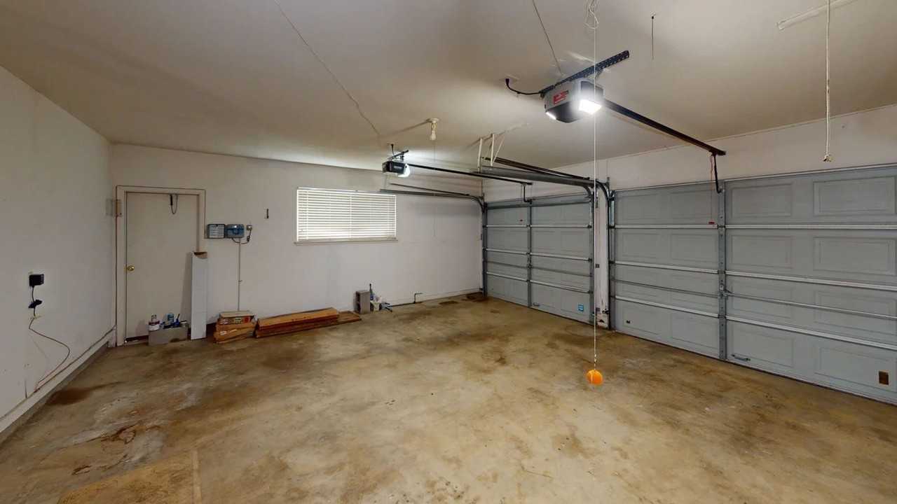 610 Fawndale Ln - Photo 4 of 21