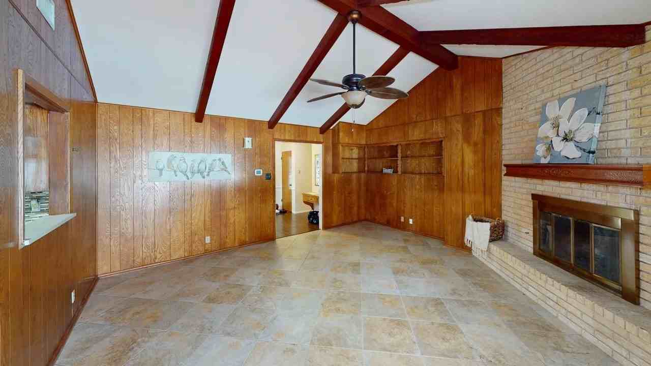 610 Fawndale Ln - Photo 5 of 21