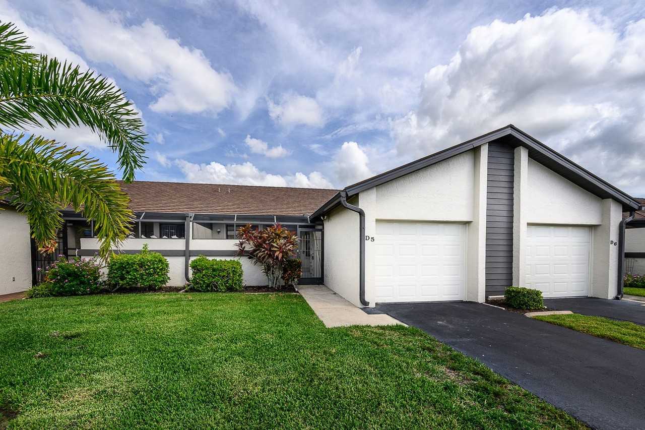 3920 Bal Harbor Blvd #D5 - Photo 3 of 50