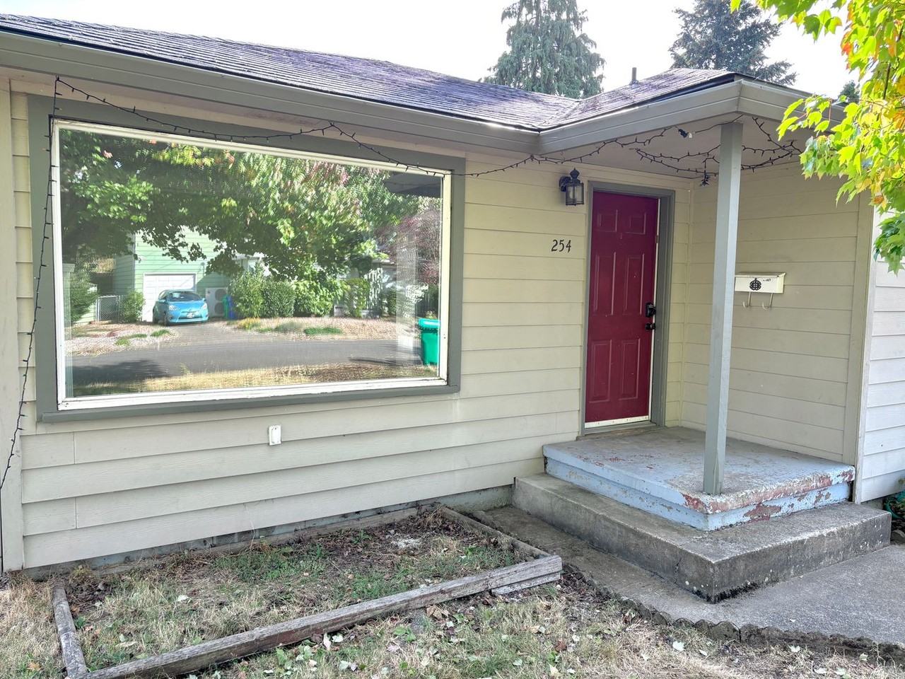254 Ne 103rd Ave - Photo 3 of 24