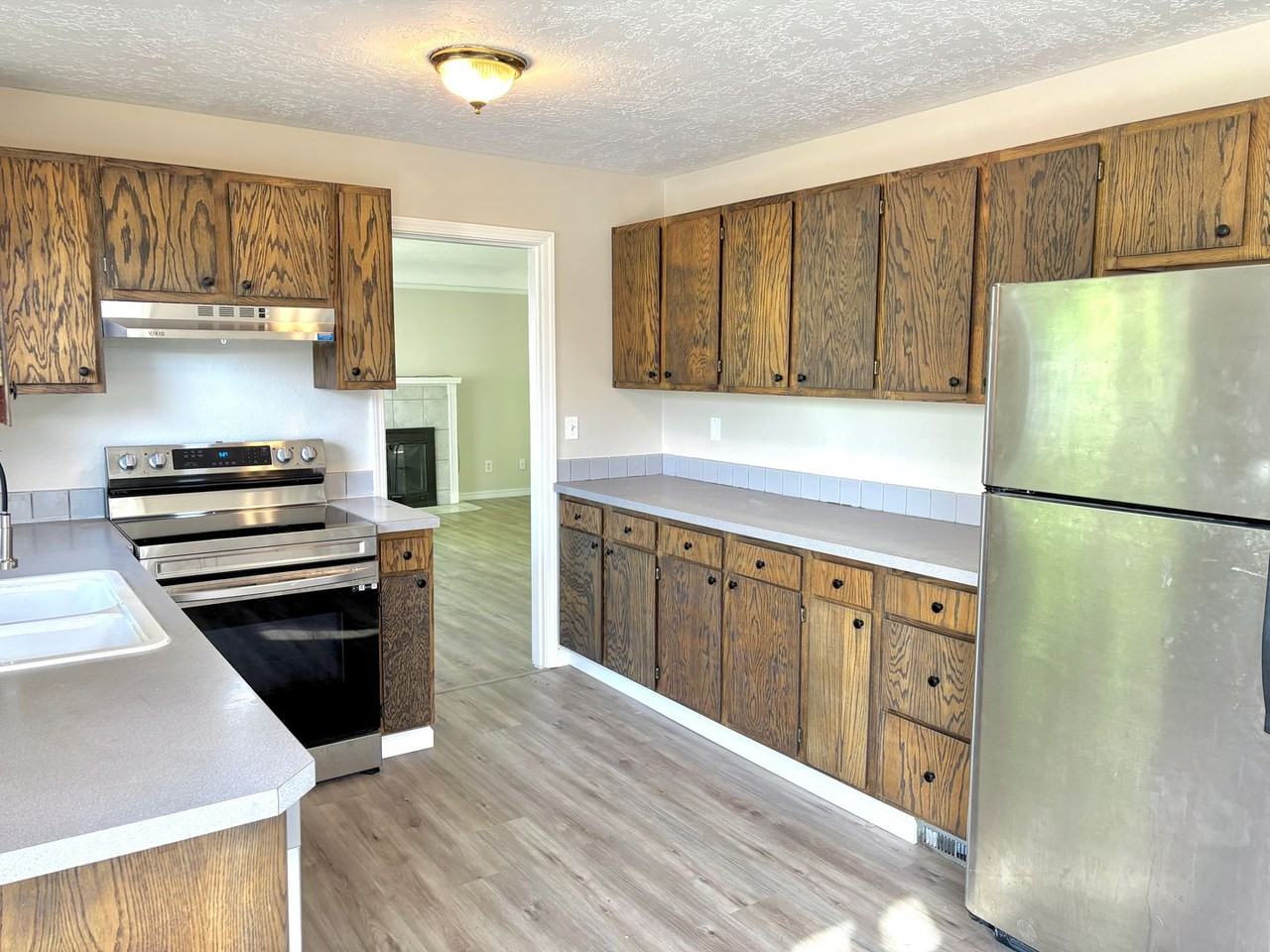 254 Ne 103rd Ave - Photo 7 of 24