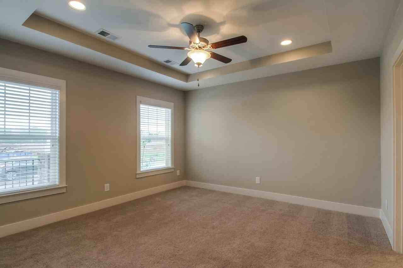 2011 Westburn Pvt Ln - Photo 2 of 5