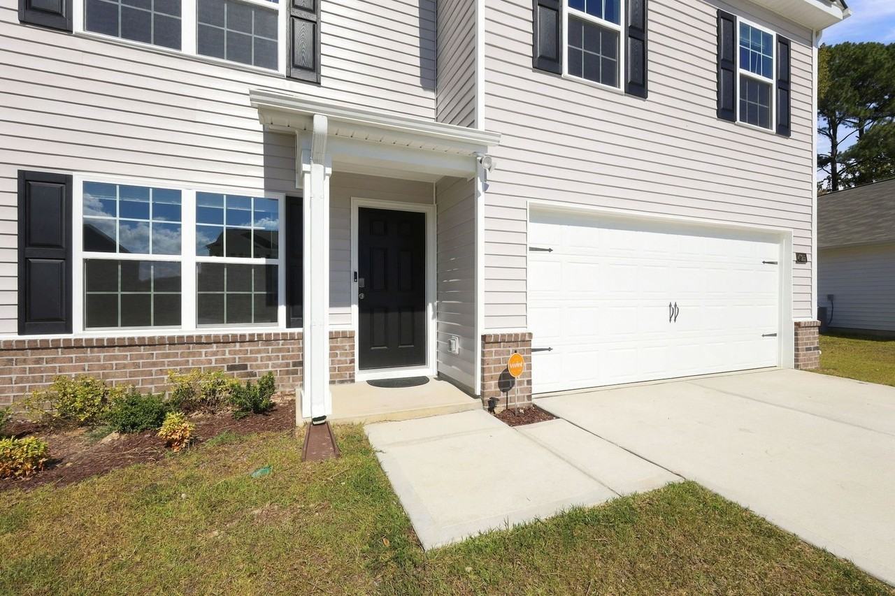 4025 Topsail Trl - Photo 2 of 30
