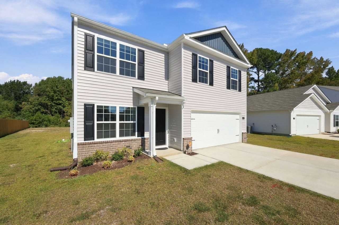 4025 Topsail Trl - Photo 3 of 30