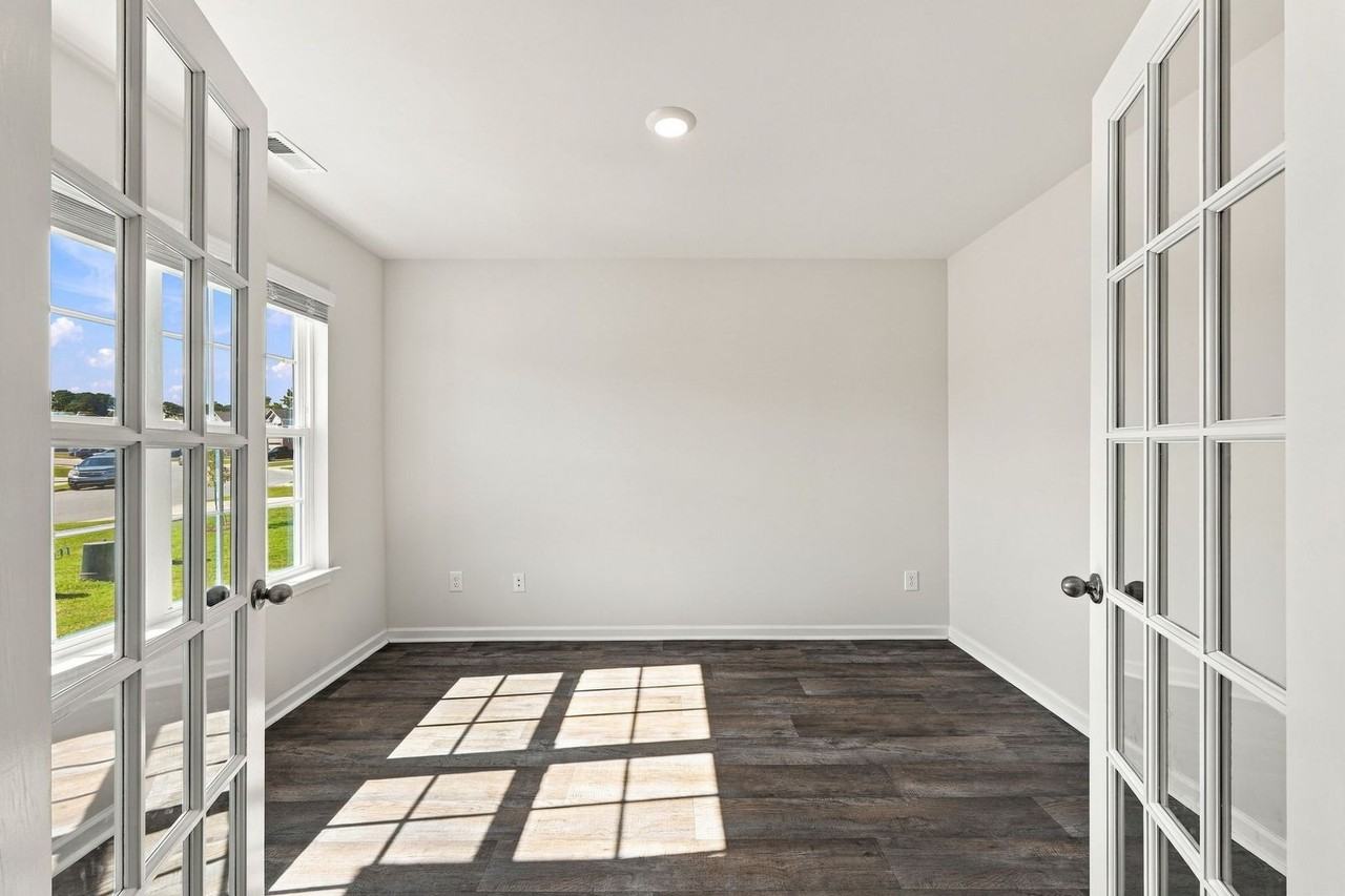 4025 Topsail Trl - Photo 5 of 30