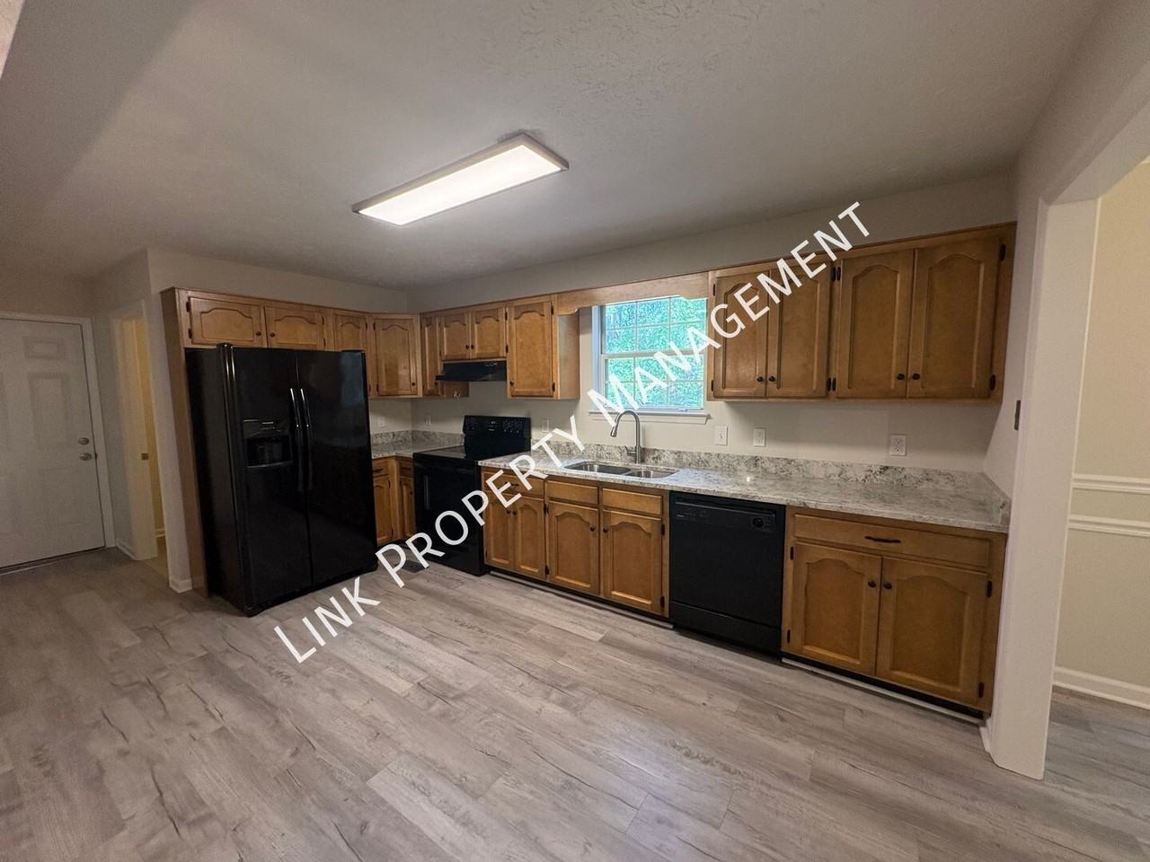 6817 Ridge Creek Dr - Photo 3 of 50