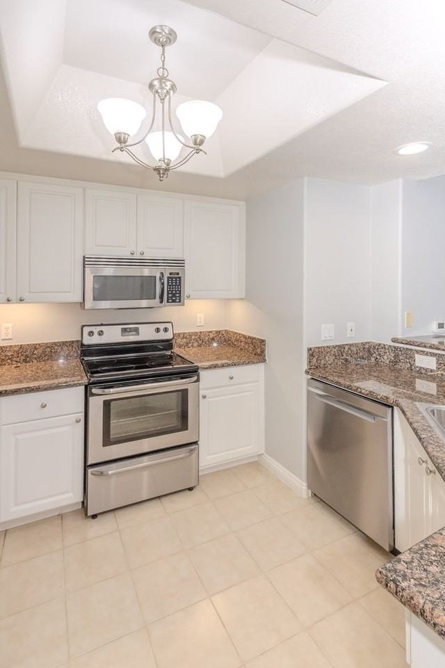 9293 Regents Rd #C108 - Photo 6 of 45