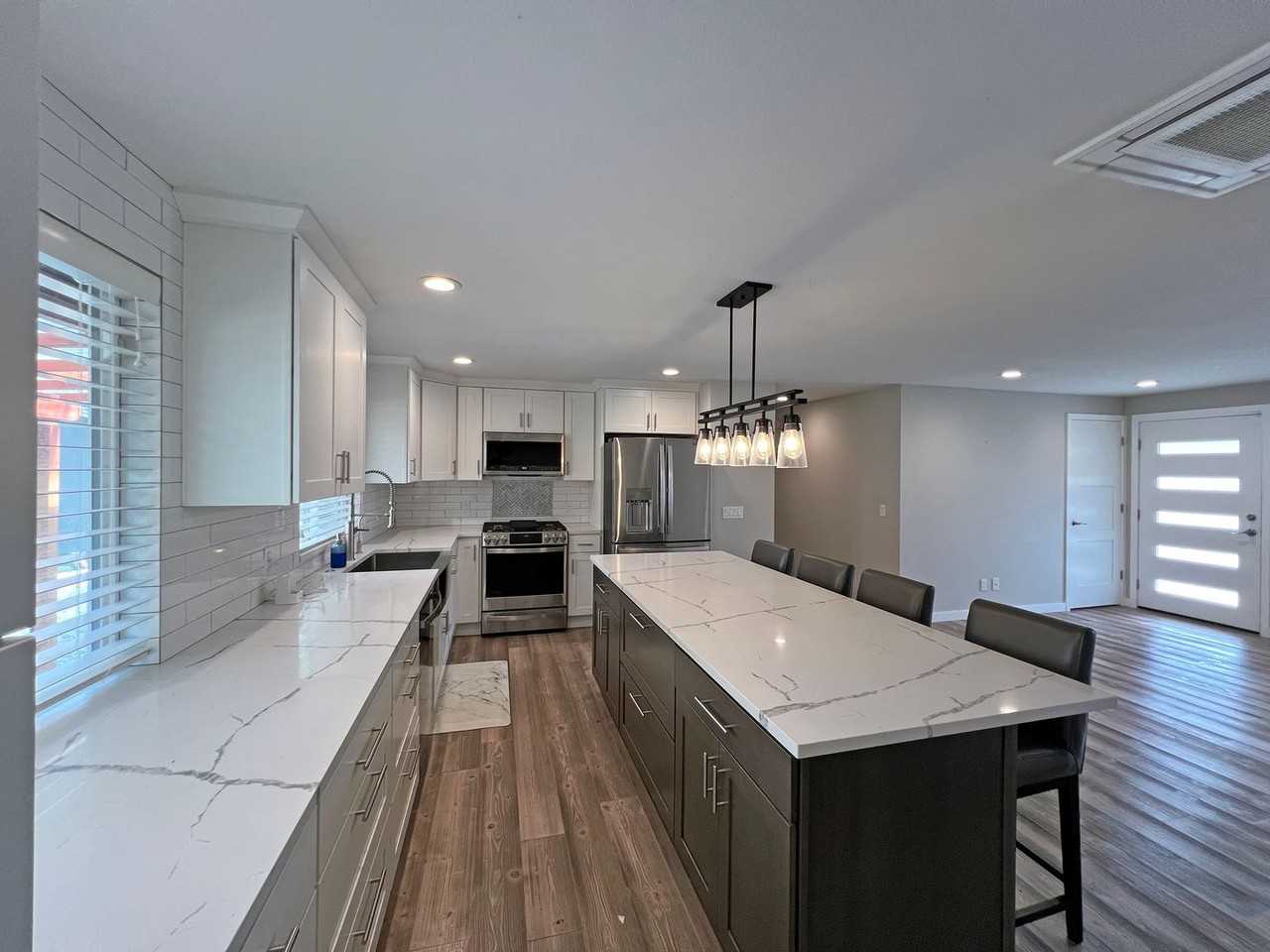917 E Guiberson St - Photo 6 of 50