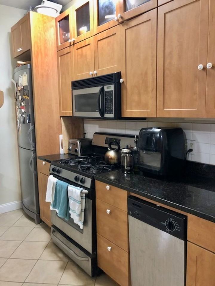 169 Saint Botolph St - Photo 5 of 12