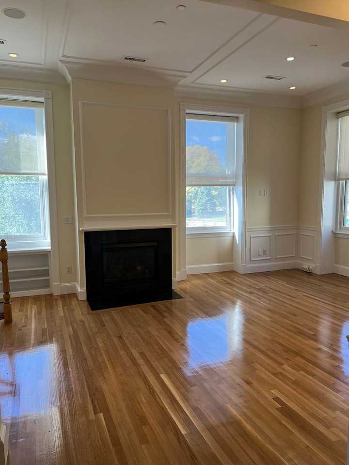 22 Beacon St - Photo 4 of 15