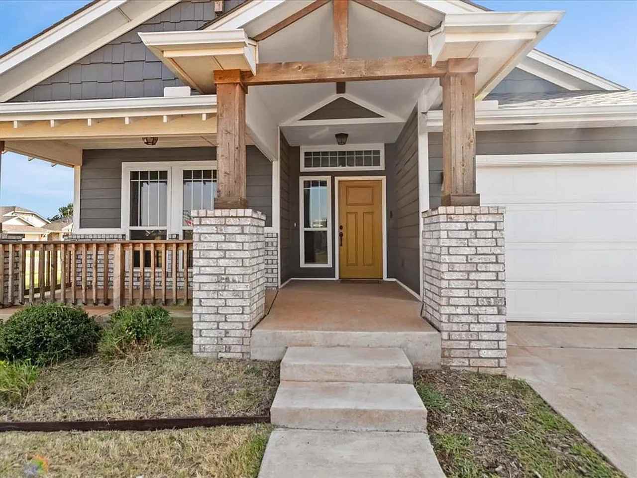 3125 Red Cedar Way - Photo 2 of 21