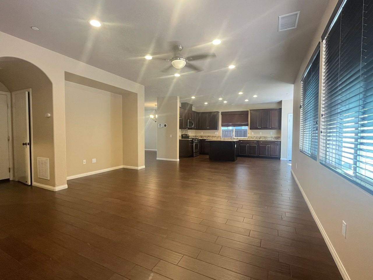 790 Arbor Glen Ln - Photo 2 of 24