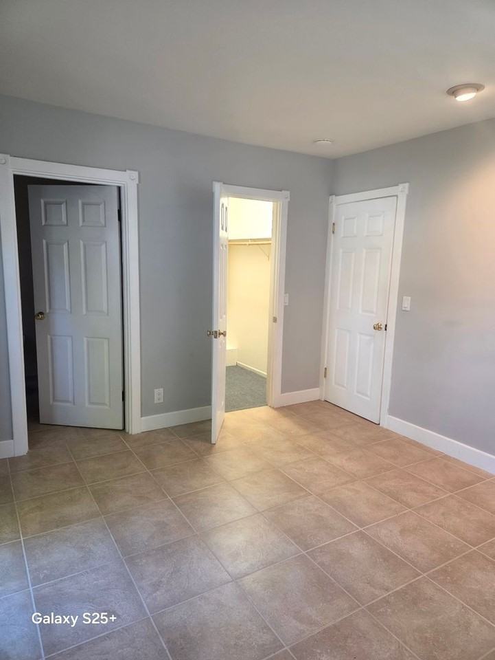 381 5th St - Photo 5 of 17