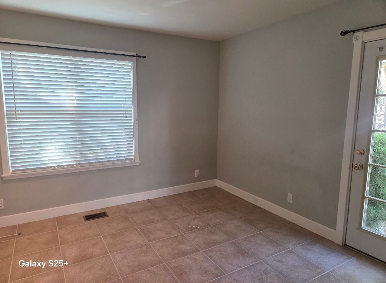 381 5th St - Photo 6 of 17