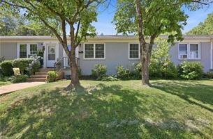 featured image of 1300 Warwick Dr #2C