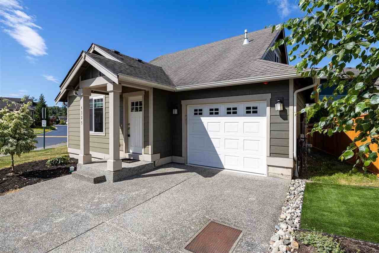 4325 Larch Ln - Photo 2 of 27