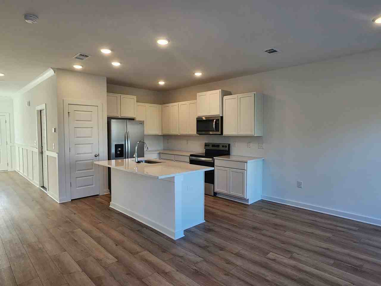 5878 Tyndall Pl - Photo 3 of 26