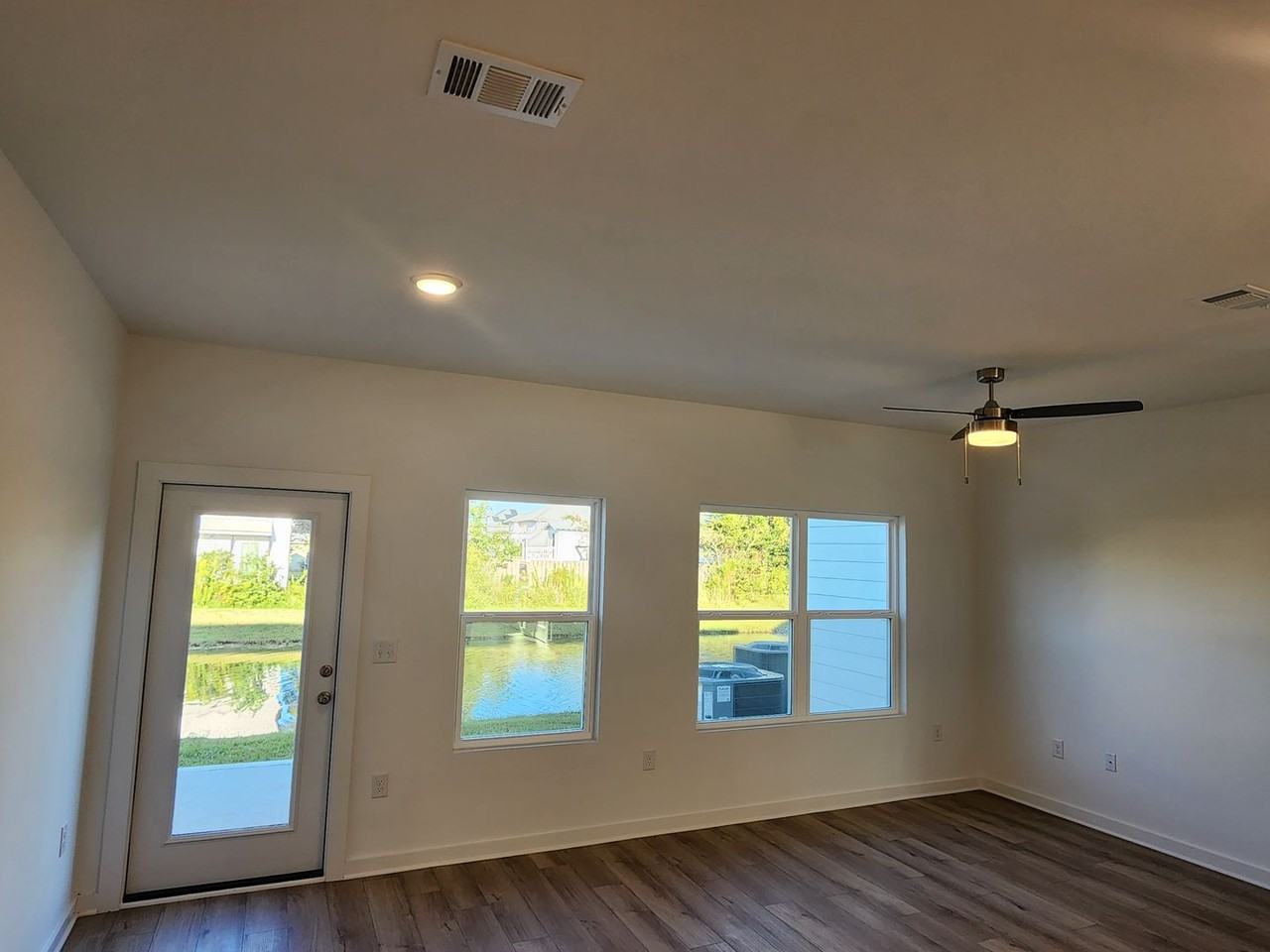 5878 Tyndall Pl - Photo 7 of 26