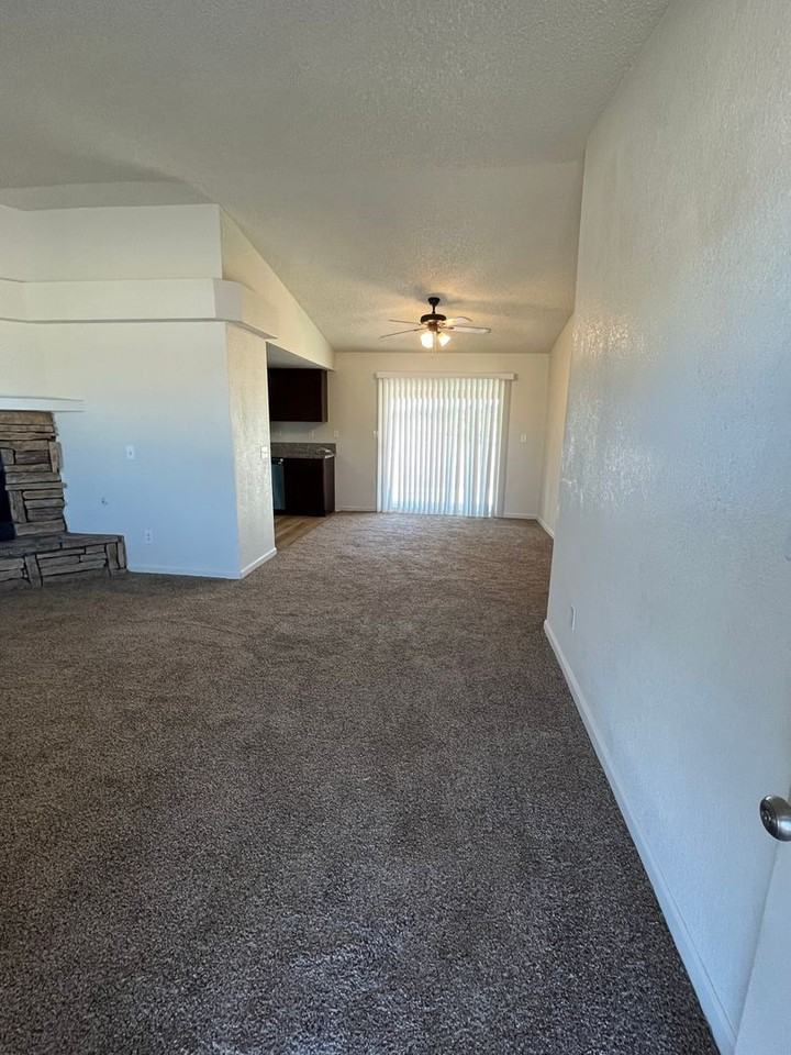 16865 Manzanita St - Photo 6 of 32
