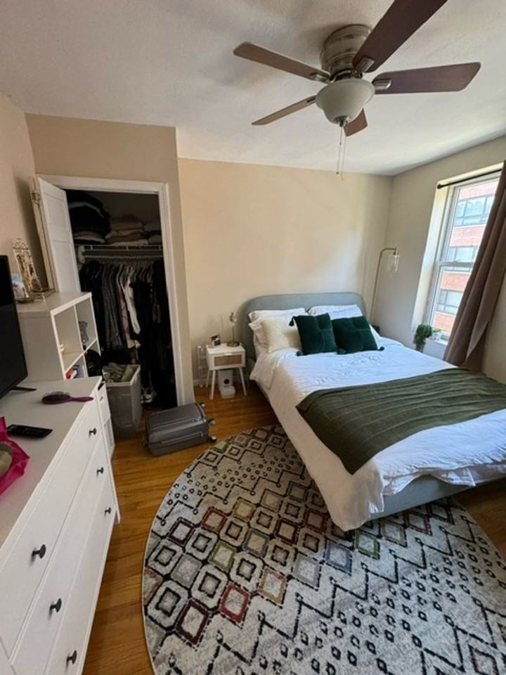 147 Endicott St - Photo 5 of 17