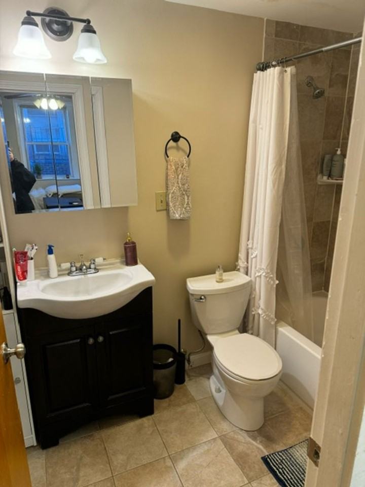 147 Endicott St - Photo 6 of 17